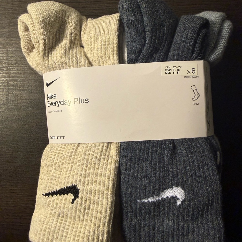 Nike Everyday Plus Crew Socks - Beige and Dark Gray